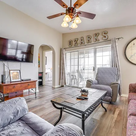 Lovely Branson Condo On-Site Golf And Fishing